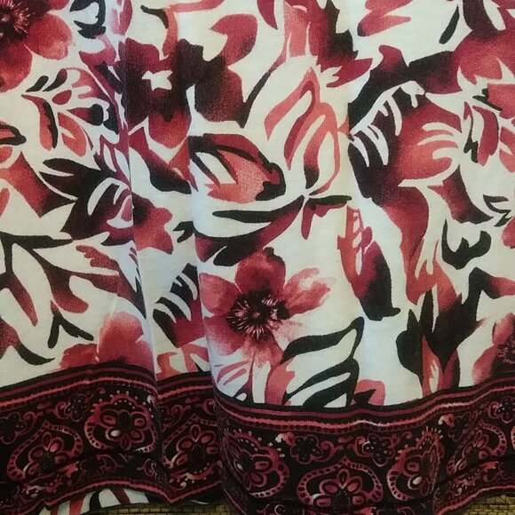 2 TOPS - Woman Within Floral Tank Top L 18/20 & AVA VIV  Black Sleeveless Top 2X - Picture 10 of 13